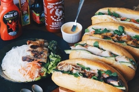 バインミーとバーミセリ　