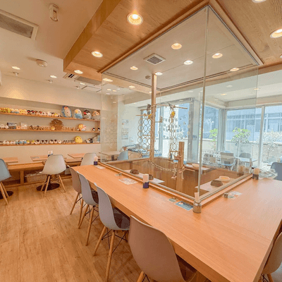 「ことりすまいるカフェ」店内写真