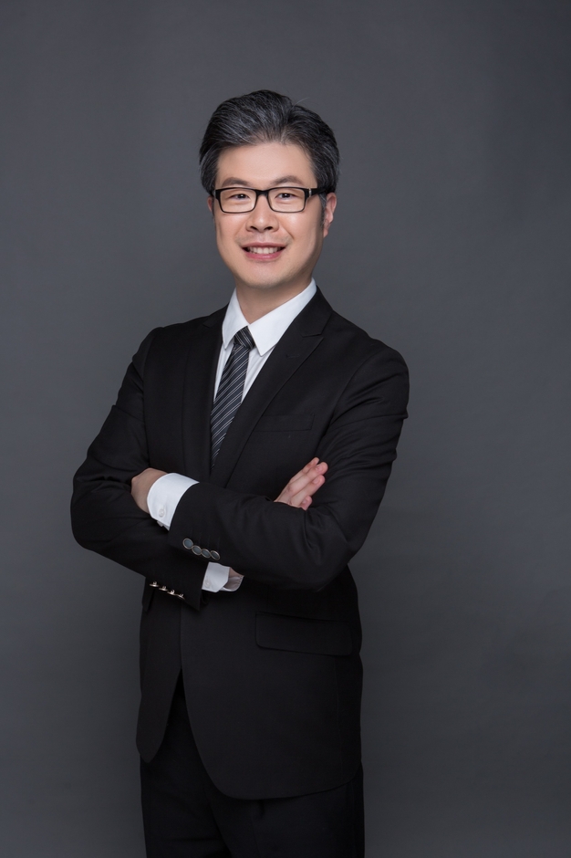 講師 代表取締役　幸本 陽平