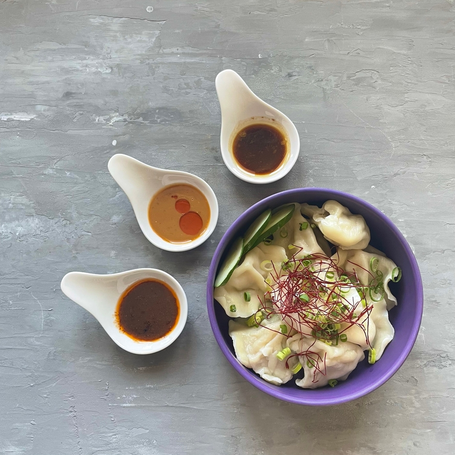 フードトラック(西エリア 106.CLOTH OVER)