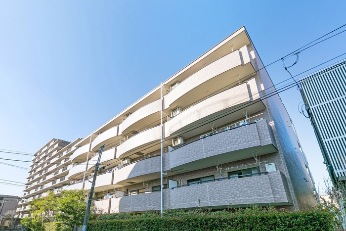 グランドベイス 外観