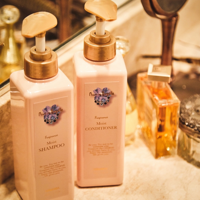 モイストシャンプー&コンディショナー