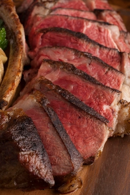 赤坂の熟成肉専門レストラン キッチャーノ、 コース料理をすべて低糖質にしたメニューを提供開始！ ～通常より約80％の糖質オフを実現～