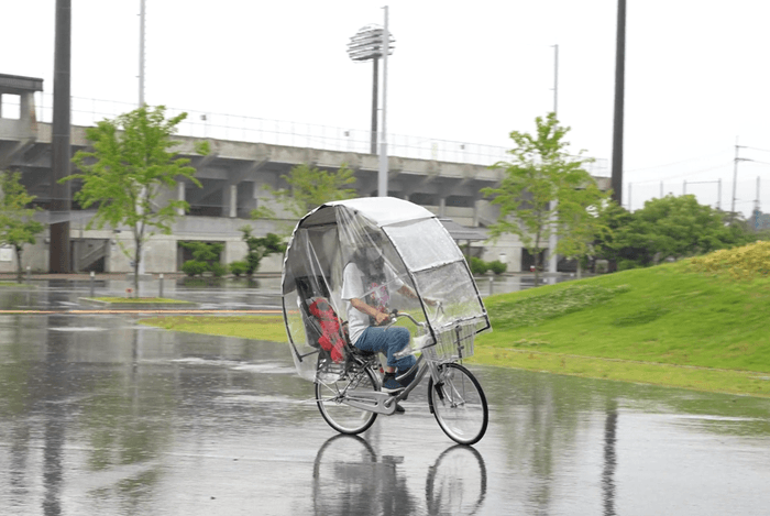 走行しているところ　斜め前