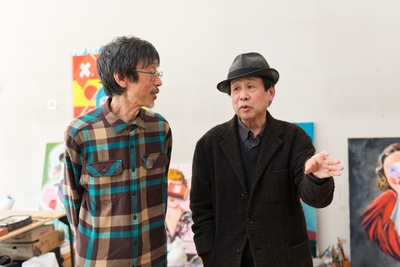 横尾忠則インタビュー(左:北中正和、右:横尾忠則)