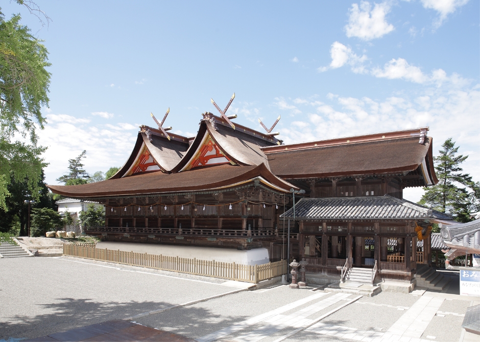吉備津神社 国宝本殿・拝殿 1