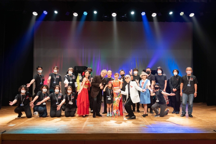 昨年のショー集合写真