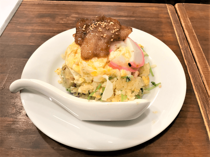 その日のおまかせ炒飯、お食事メニューも充実！