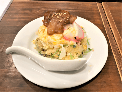 その日のおまかせ炒飯、お食事メニューも充実！