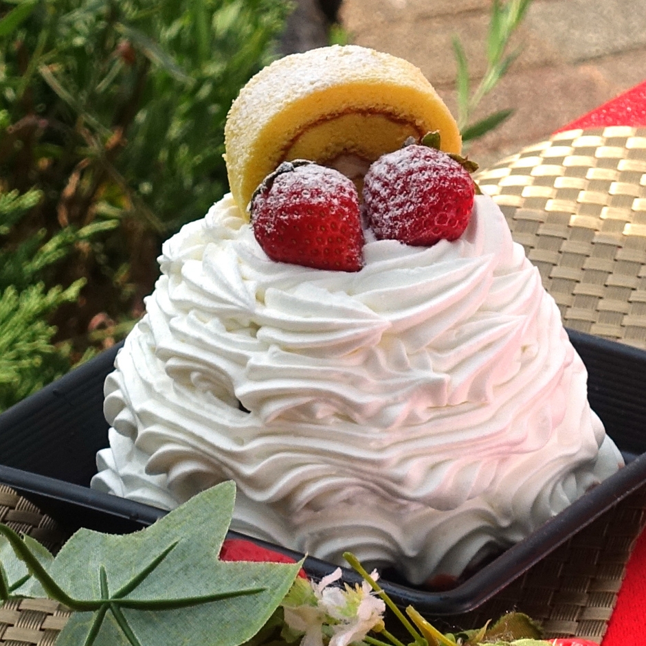 いちごのショートケーキ氷