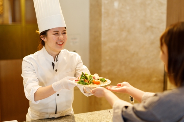 オーダービュッフェ一例(松島一の坊・レストラン青海波)