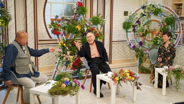 橋爪さん＆鶴瓶さんは、阿川さんから「指を指さない」とツッコミを受ける場面も