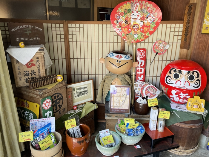 一十東団や 店内(1)