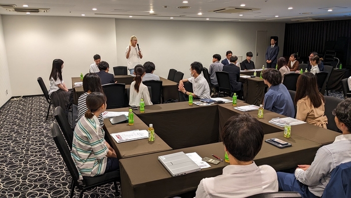 学生と企業のディスカッションイベント グループディスカッションの様子