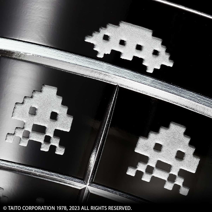 神出鬼没のUFOの姿も