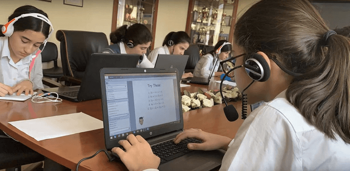 NisaiGroup ケンブリッジインターナショナルスクール オンライン授業風景