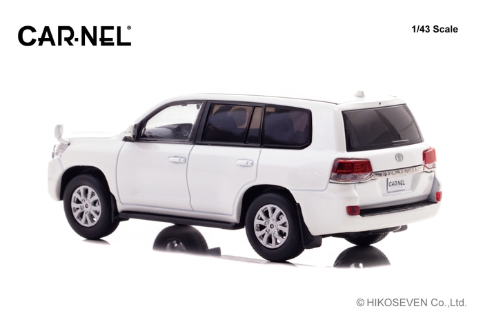 CARNEL 1/43 トヨタ ランドクルーザー AX G selection (URJ202) 2015 White Pearl Crystal Shine:左後