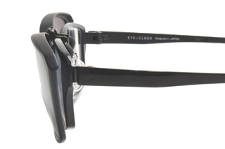 GR-007C　横から見た装着イメージ(1)