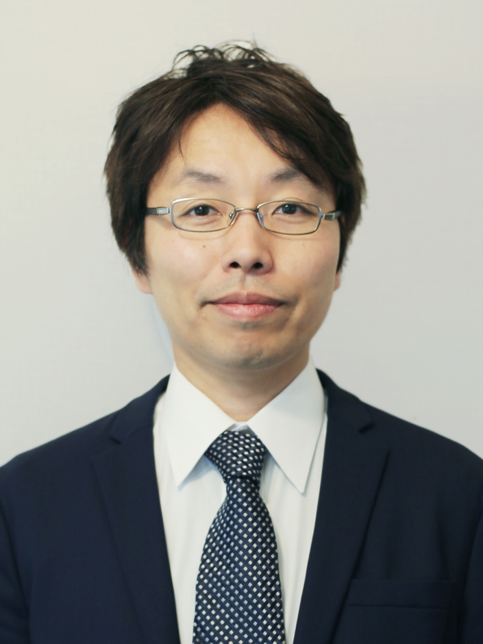 審査員・里見様