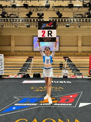 現役中学2年生・MIUさん(13歳)が 史上最年少ラウンドガールとしてデビュー
