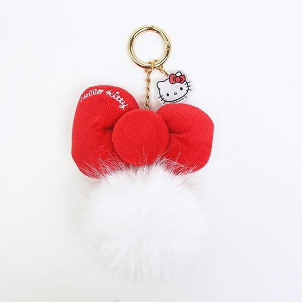 サンリオのふわふわすぎるハートのキーホルダー