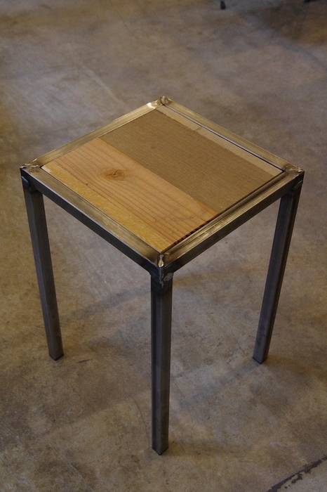 溶接体験で角スツール製作