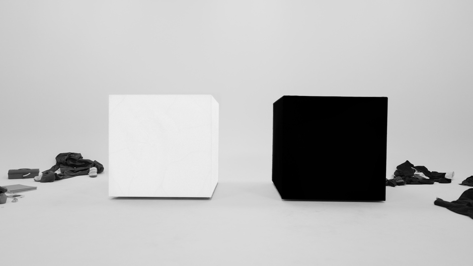 本作品のキーアイテムとなる2つの箱