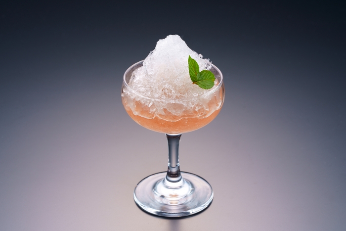 リキュールを使用した大人のかき氷(キール)