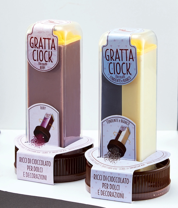 コストゥルットーリ ディ ドルチェッツェ