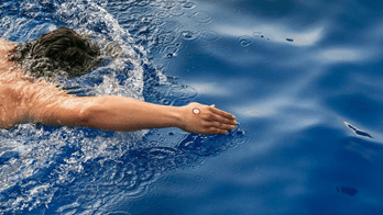 LogicInk UV 使用イメージ 水中