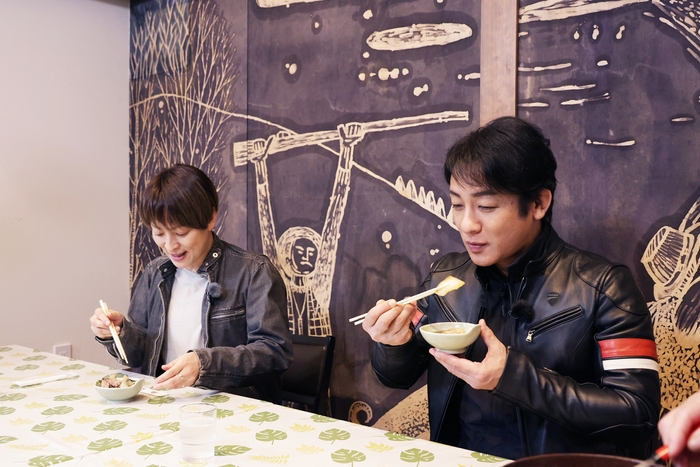 地元グルメの猪鍋を堪能!