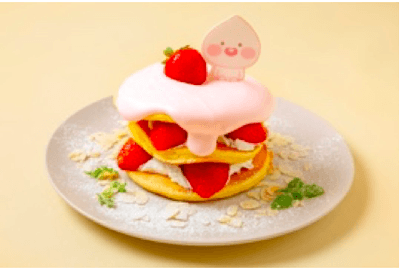 アピーチ クリームチーズ＆ストロベリーパンケーキ　￥1,500-(税込)