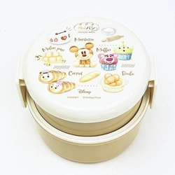 ディズニーキャラクターたちがパンの姿に大変身。かわいくておいしそうなデザインが素敵なランチボックスです。
