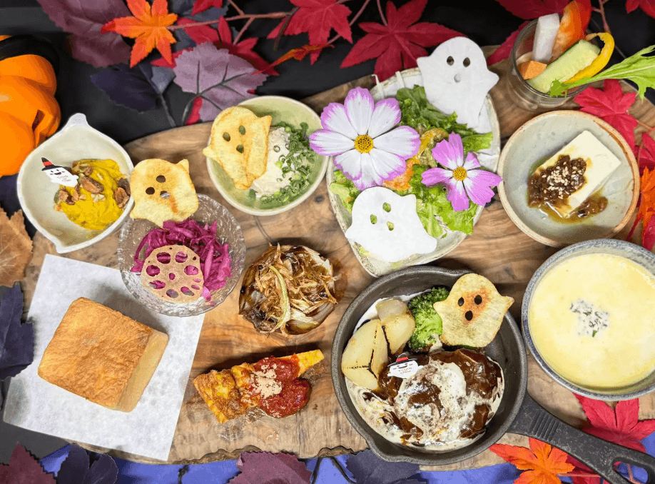 里山ごはん食堂 「里山農園プレート ハンバーグ ハロウィン仕様」