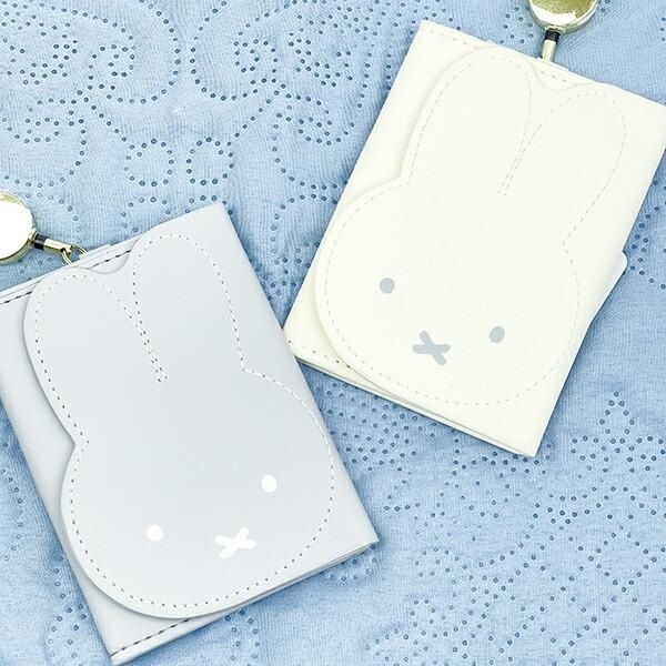 ミッフィーリールパスケース