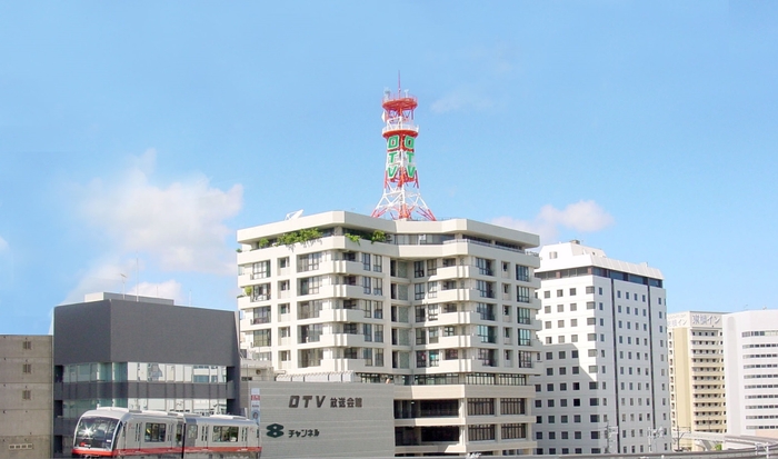 専門学校沖縄ビジネス外語学院 校舎 外観