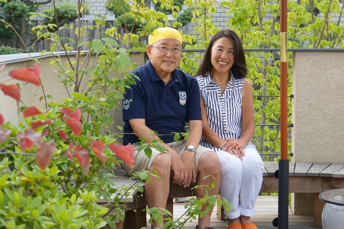 中村さんご夫妻(左から勝雅さん、英津子さん)