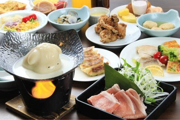 栃木県産食材を使用した鍋料理とハーフビュッフェの＜ご夕食＞