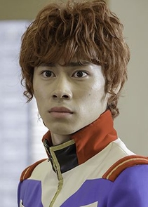 (アムロ・レイ役)戸塚純貴さん