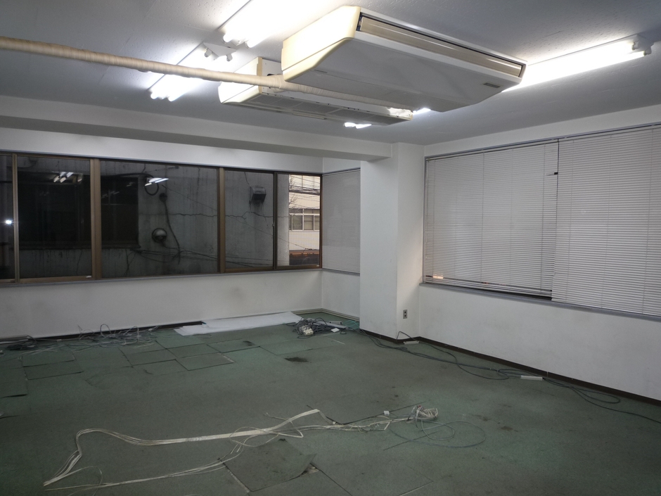 写真ではわかりませんが、内見の時に実際に歩いてみると一発でわかります。