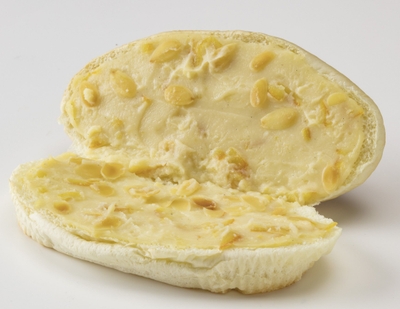 コッペパン オランジェ(中身)