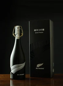 100本限定・日光の名水で醸した純米大吟醸の原酒 「純米大吟醸 初代 