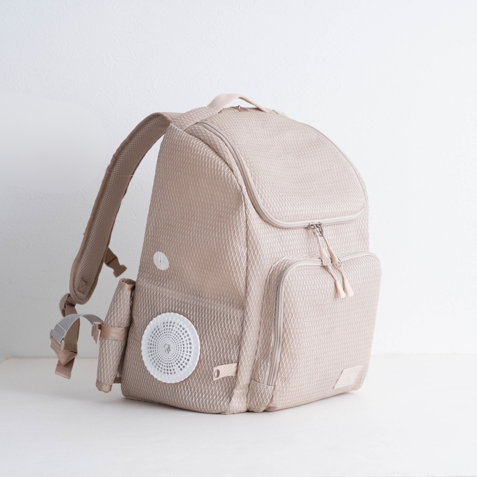 AGS機能付きメッシュペットリュック開発中イメージ