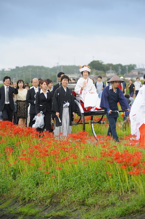 花嫁行列の様子