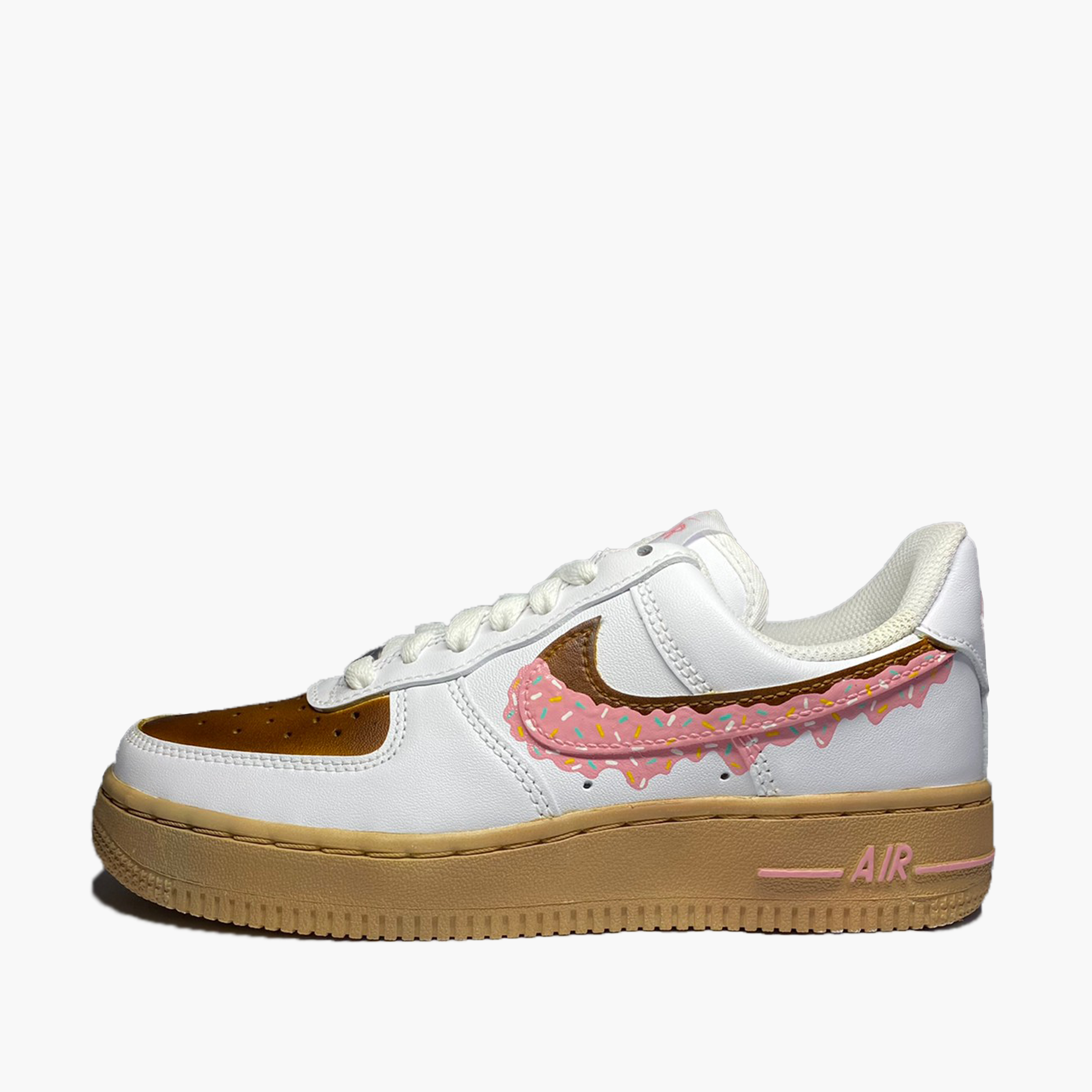 NIKE AIR FORCE 1にスイートでキュートなカスタムデコレーションを ...