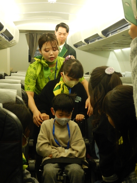 車いすでのご案内体験