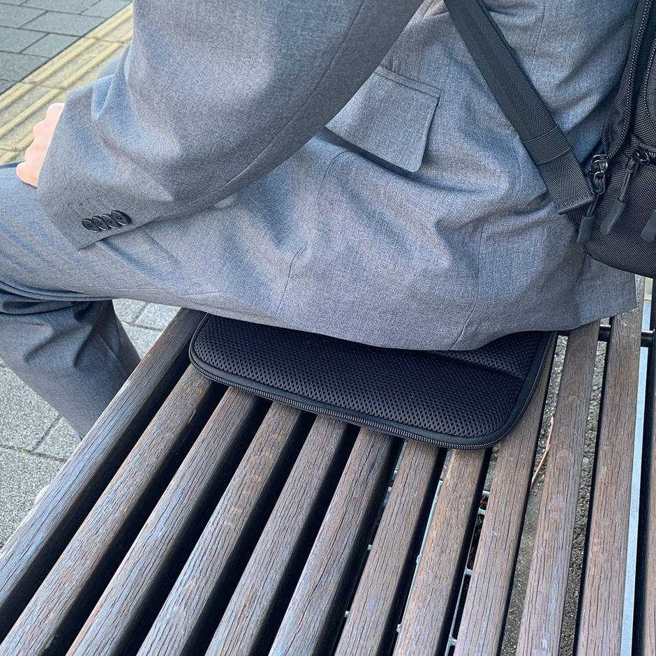 背面座布団仕様