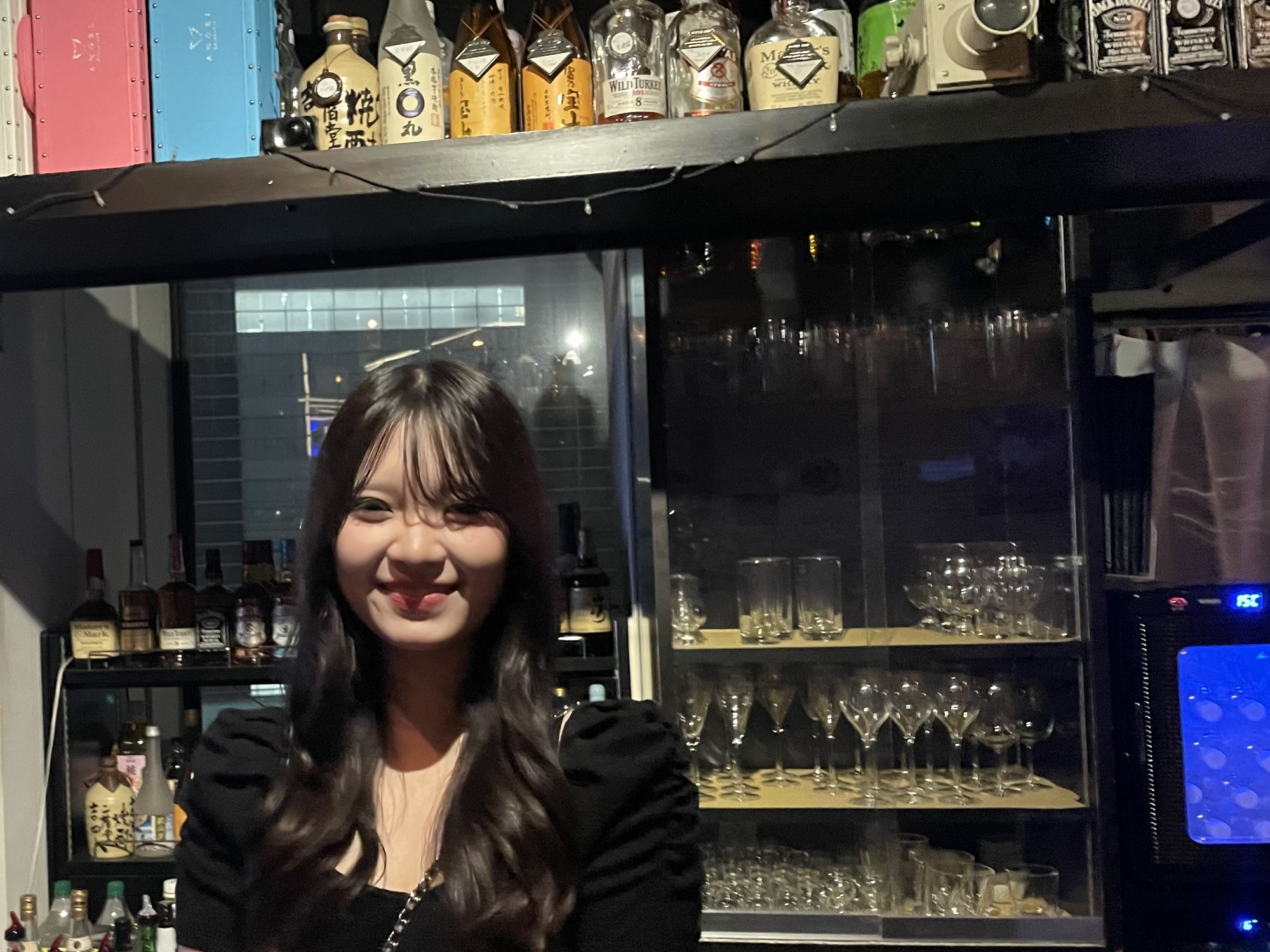 武蔵小杉で売上No.1を記録した店主が銀座で独立 深夜0時開店の「Girlsbar Mercury」オープン