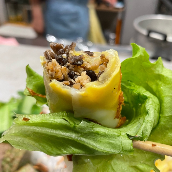 野菜に包んでお召し上がりください