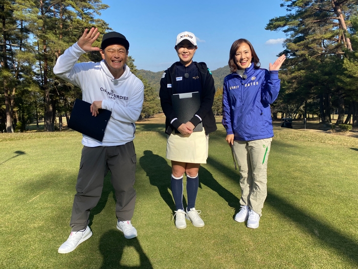 左から 遠藤章造(ココリコ)・古閑美保・渡辺美佳(HOMEアナウンサー)